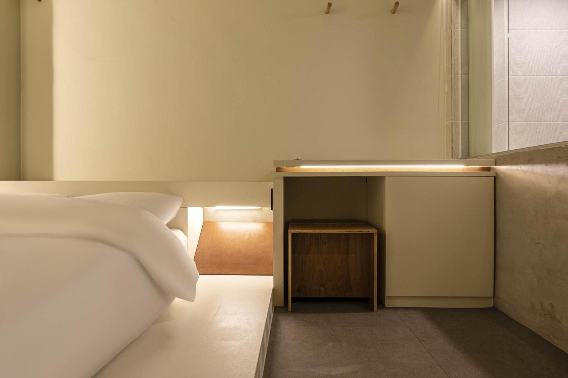 Ado Hotel
