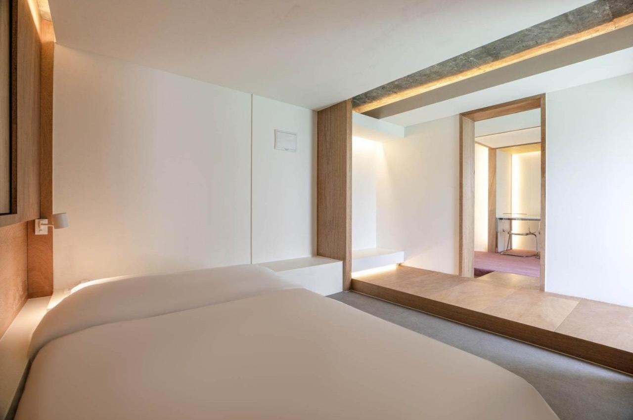 Hotel Ado *
